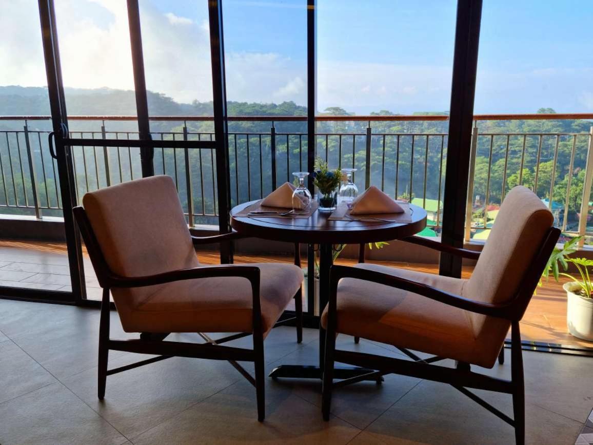 Alvea Hotel And Residences バギオ エクステリア 写真