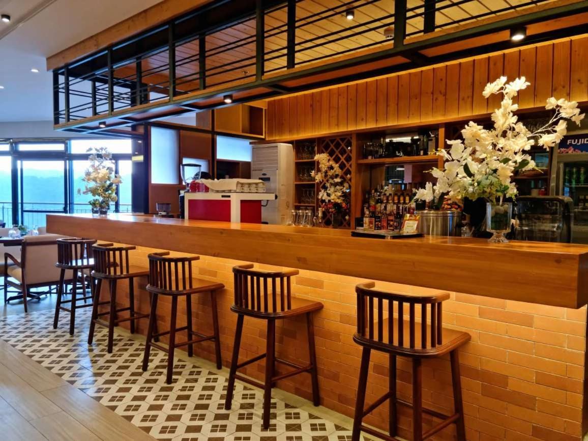 Alvea Hotel And Residences バギオ エクステリア 写真